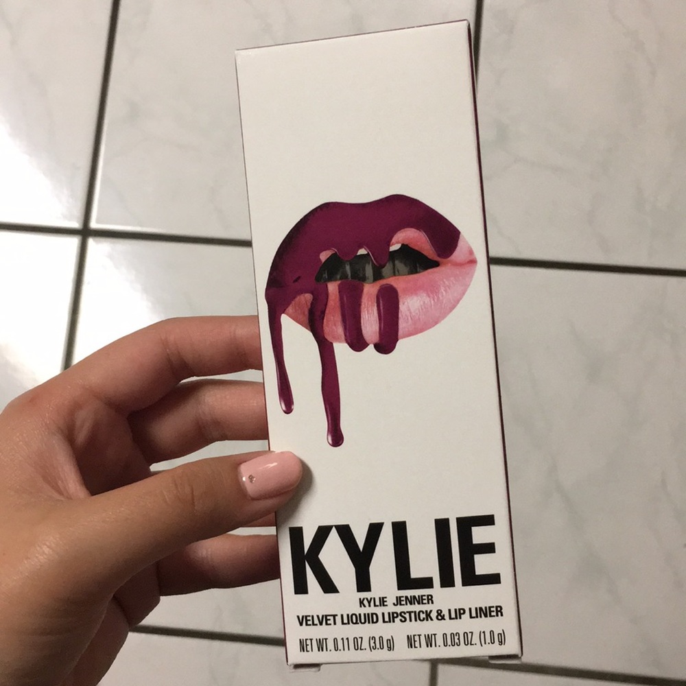 Kylie Velvet Liquid Lip Kit - Sprinkles
